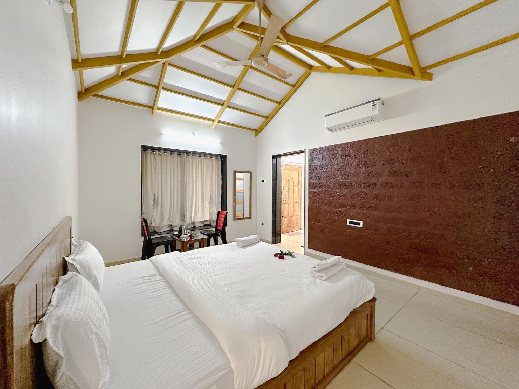 Prasad Villas And Homestay Mathagāva Exterior photo